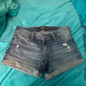 HOLLISTER SHORTS AND JEANS BUNDLE